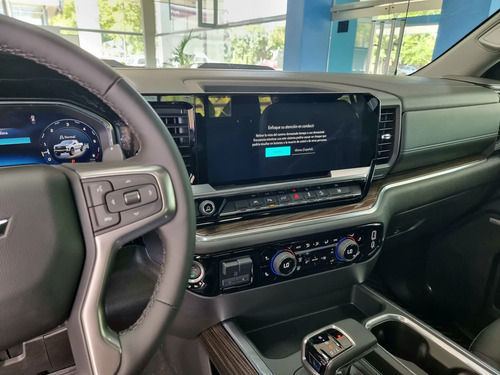 Chevrolet Silverado 5.3 V8 Z71 Trail Boss 2026