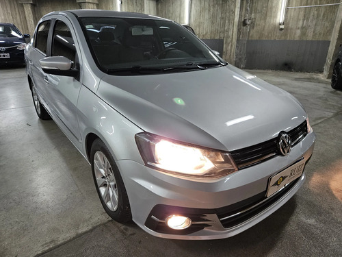 Volkswagen Voyage 1.6 Highline 101cv 2017