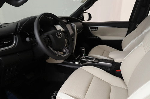 Toyota SW4 2.8 Tdi Diamond 4X4 6At 7As 2026