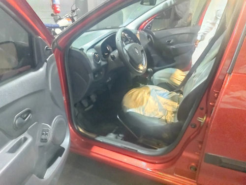 Renault Sandero 1.6 8V AUTHENTIQUE L17 2017