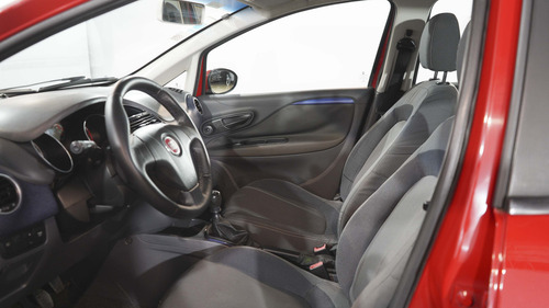 Fiat Punto 1.4 Attractive 2013