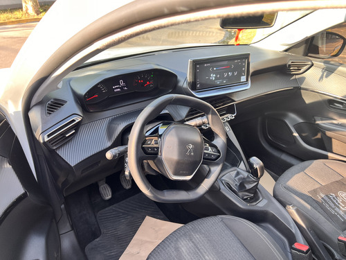 Peugeot 208 1.6 Active Pack 2024