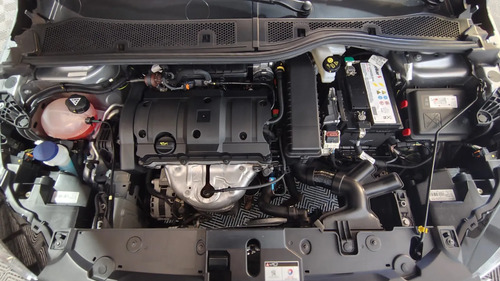 Peugeot 208 1.6 Style Mt 2023