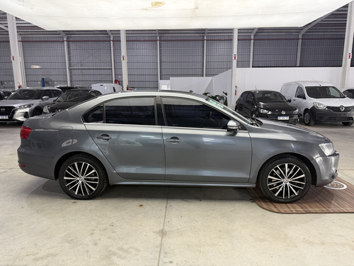 Volkswagen Vento 2.0 Sportline Tsi 200cv 2013