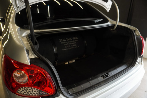 Peugeot 207 Compact 1.4 Sedan Allure 75cv 2013