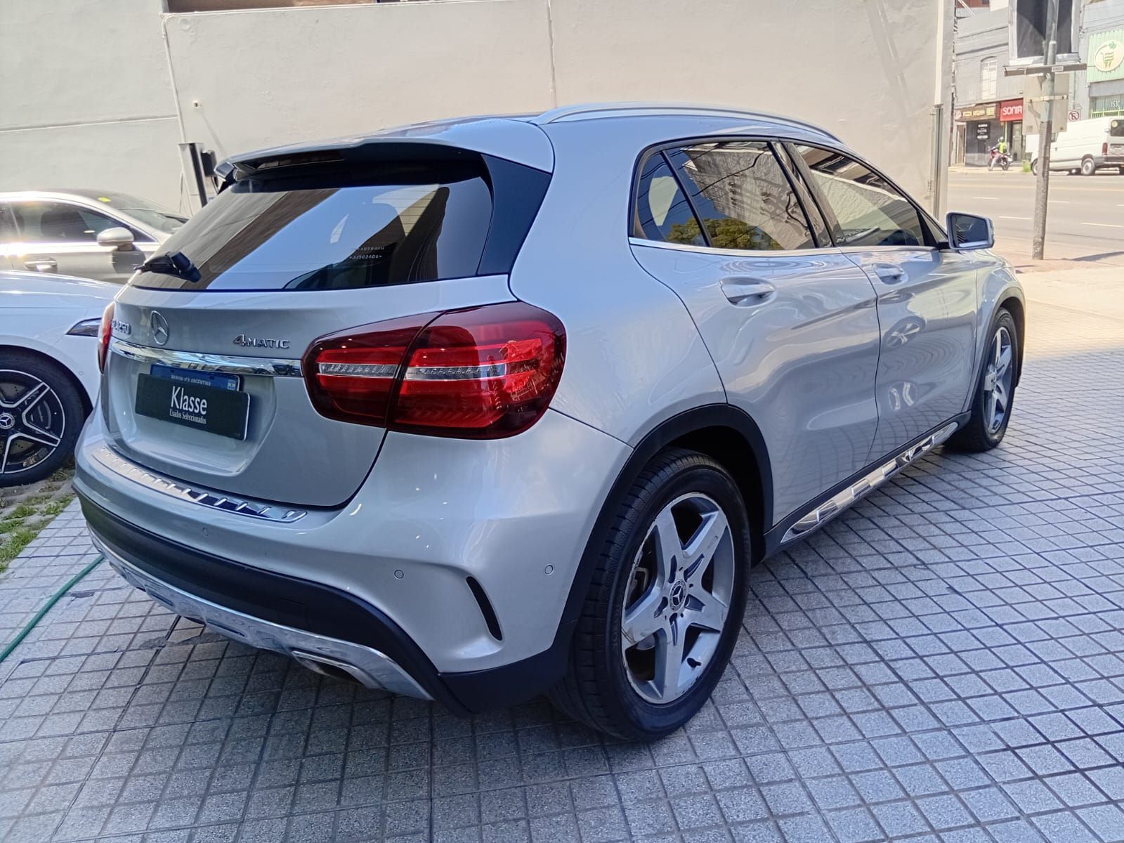 Mercedes-Benz GLA 250 1.6 Gla250 Amg-line 211cv 2019