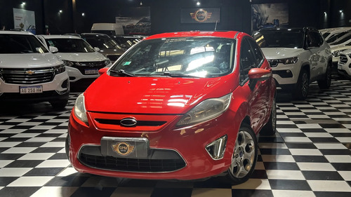 Ford Fiesta Kinetic 1.6 Titanium 120cv 2013