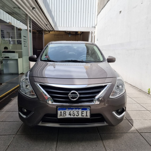 Nissan Versa 1.6 Advance Mt 2017