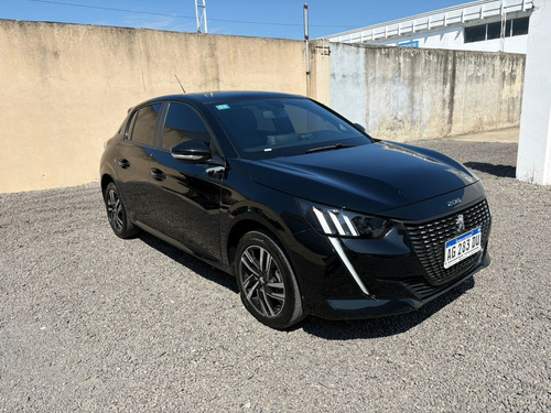 Peugeot 208 ROADTRIP AM24 2023