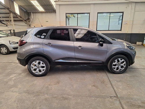 Renault Captur 2.0 Zen 2022