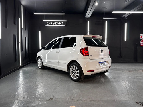 Volkswagen Fox 1.6 HIGHLINE 3P L10 2014