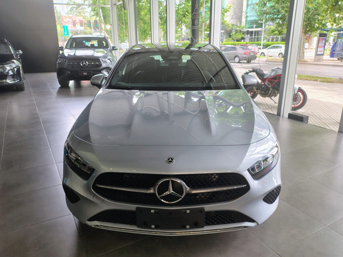 Mercedes-Benz Clase A 1.3 A200 163cv Progressive Hatch 2025