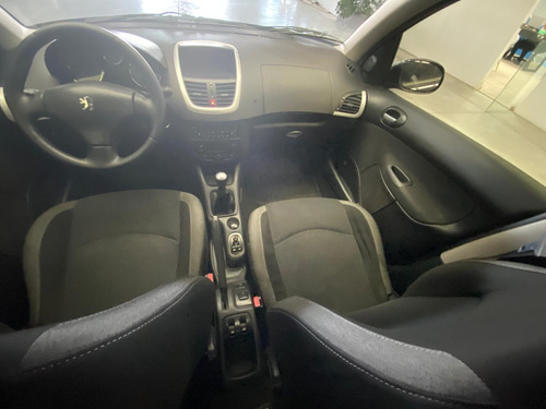 Peugeot 207 Compact 1.9 D 2010
