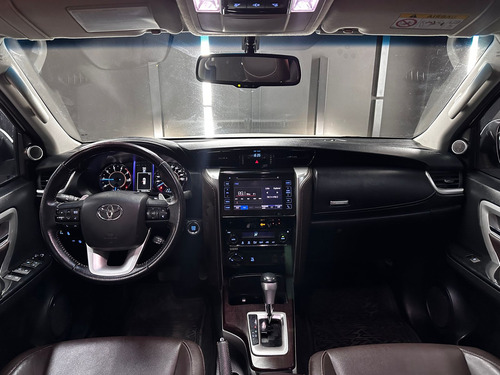 Toyota SW4 TDI SRX AT L16 2018
