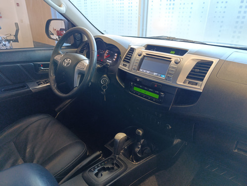 Toyota Hilux Pick-Up 3.0 Cd Srv Cuero 4x4 5at - A4 2015
