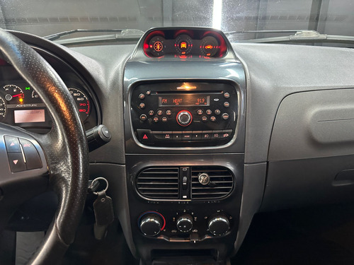 Fiat Strada 1.6 DC ADVENTURE LOCKER L14 2015