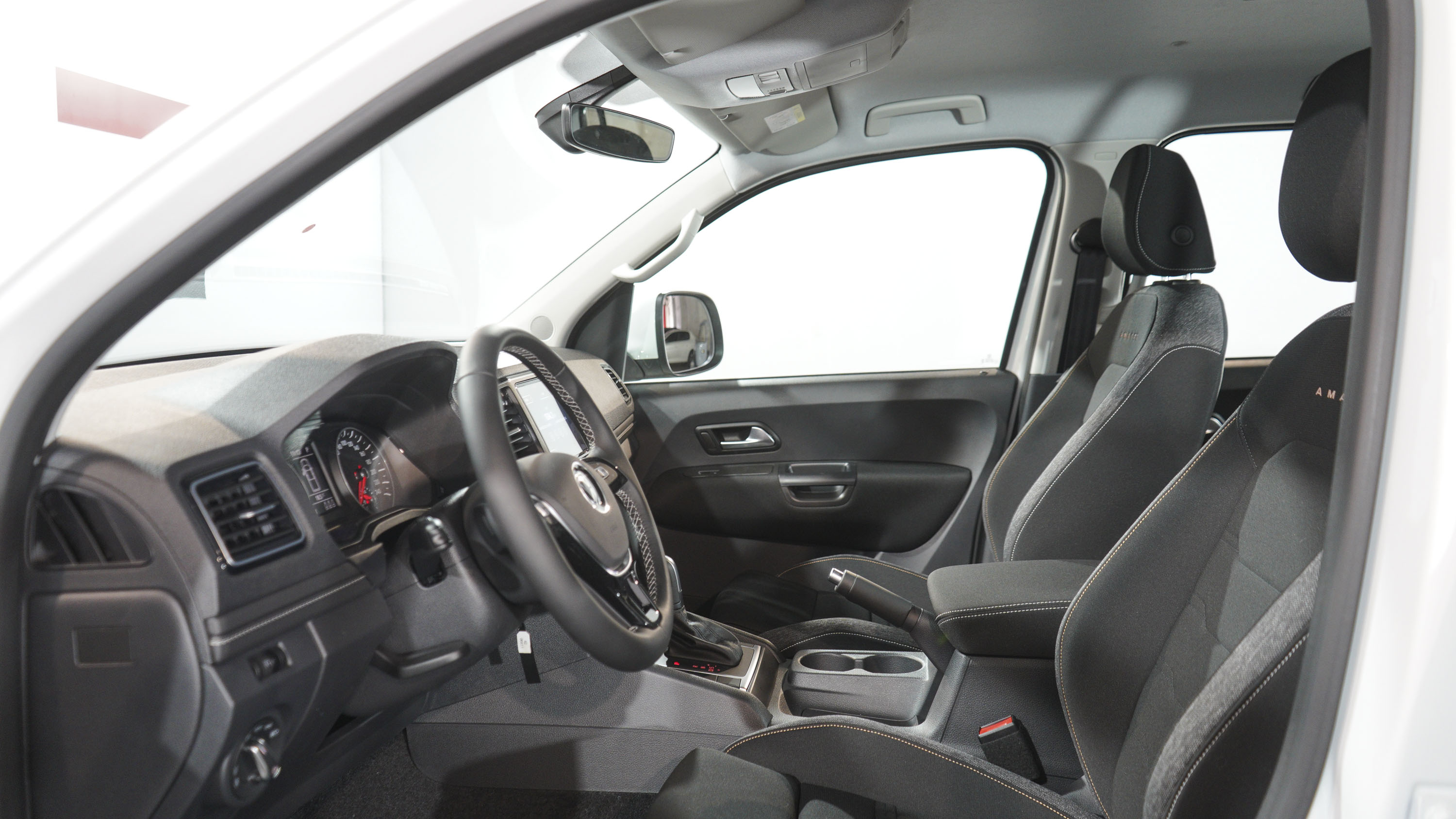 Volkswagen AMAROK COMFORTLINE V6 2025