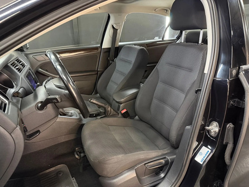 Volkswagen Vento 2.5 170HP ADVANCE PLUS TIPTRONIC L15 2016