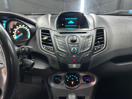 Ford Fiesta 1.6 SE PLUS POWERSHIFT KD 5P L13 2014