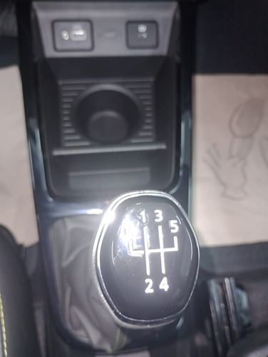 Renault Kwid 1.0 Sce 66Cv Iconic Outsider 2026