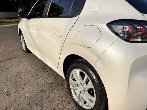 Peugeot 208 1.6 Active Pack 2024