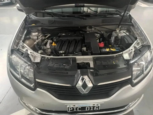 Renault Logan 1.6 Privilege 105cv 2015