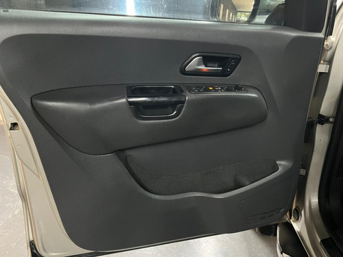 Volkswagen Amarok 2.0 TD 180HP 4X2 DC HIGHLINE PACK AT 2015