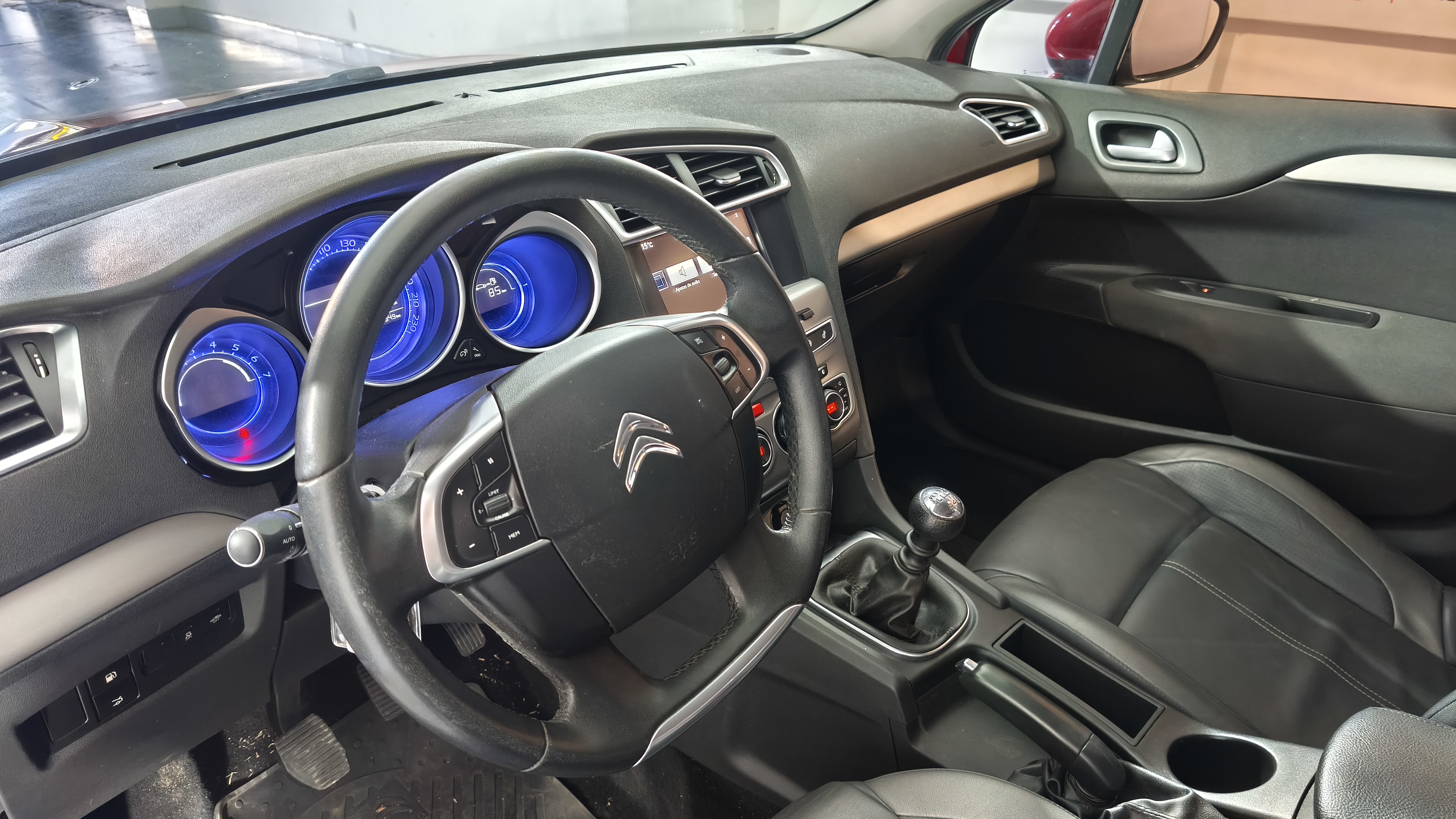 Citroën C4 LOUNGE HDI 115 MT6 FEEL PACK 2018