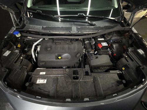 Peugeot 5008 2.0 HDI ALLURE PLUS TIPTRONIC L21 2021