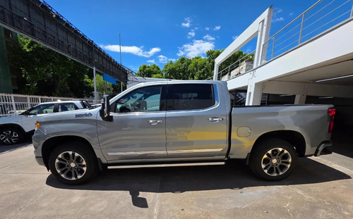 Chevrolet Silverado 5.3 V8 High Country 2026