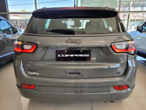 Jeep Compass Serie S 2024