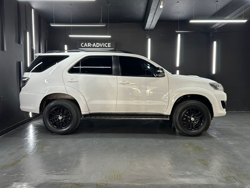 Toyota SW4 TDI SRV CUERO AT L12 2013