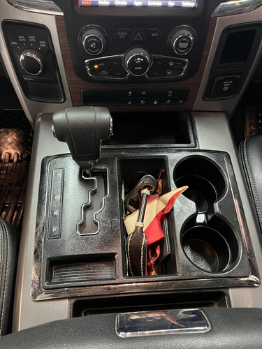 RAM 1500 5.7 DC 4X4 LARAMIE AT L13 2019