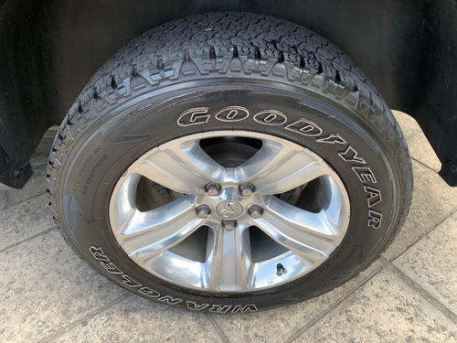 RAM 1500 5.7 Laramie Atx V8 2016