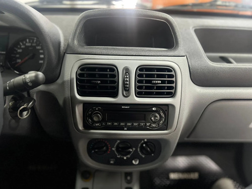 Renault Clio 1.2 Authentique Pack Ii 75cv 2012