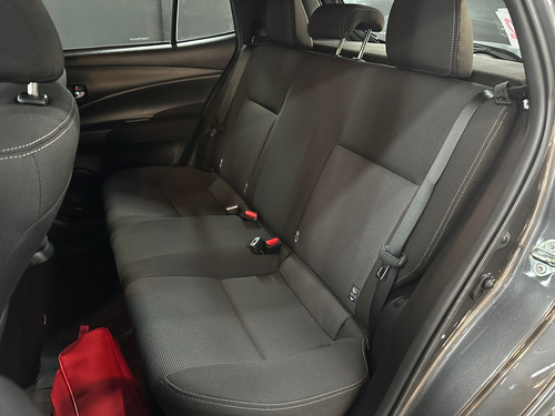 Toyota Yaris 1.5 XS CVT 5P 2025