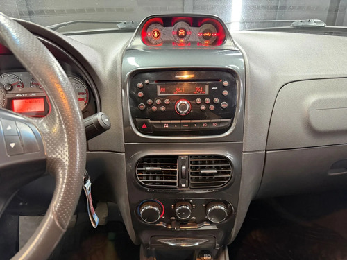 Fiat Strada 1.6 DC ADVENTURE LOCKER SEGURIDAD L11 2013