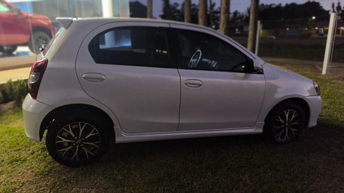 Toyota Etios 1.5 Xls At 2023