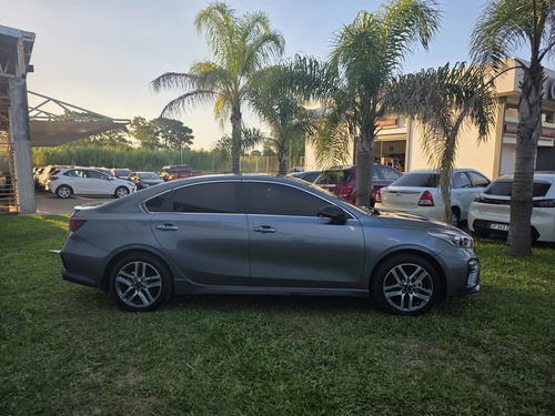 Kia Cerato 2.0 Sx At6 5 p 2021