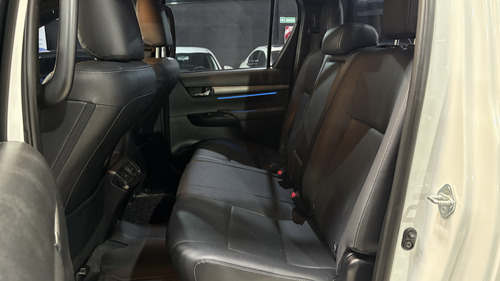 Toyota Hilux Pick-Up 2.8 Cd Conquest 204Cv 4X4 At 2023
