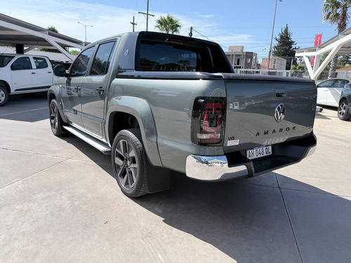 Volkswagen Amarok 3.0 Tdi 4x4 Dc Hero At8 2025 2025