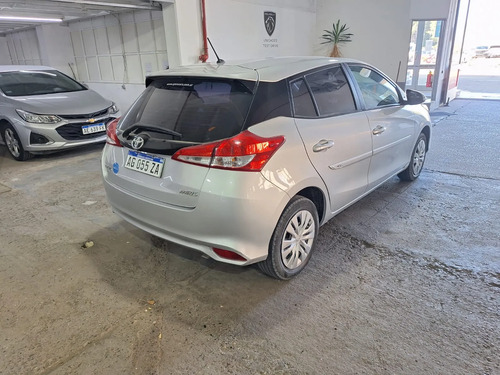 Toyota Yaris XS 1.5 6M/T 2023