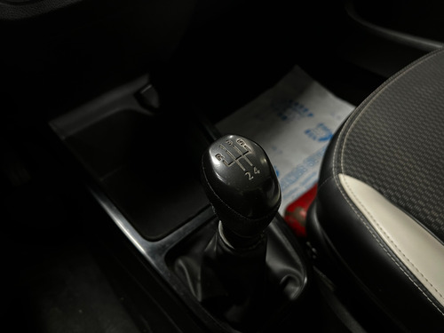 Renault Kwid 1.0 12V ICONIC 2018