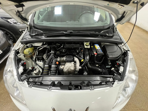 Peugeot 408 1.6 Allure Hdi Nav 115cv 2014