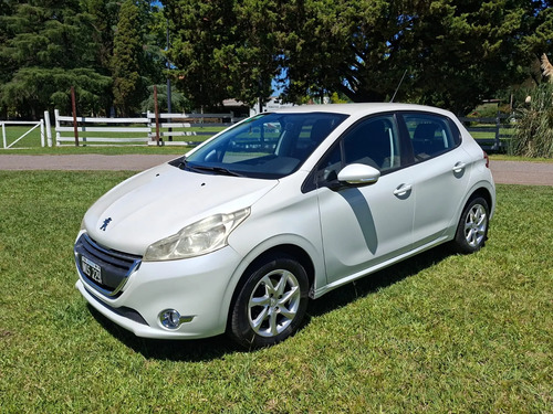 Peugeot 208 ALLURE 1.5 N TOUCHSCREEN 2014