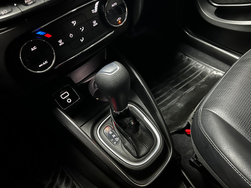 Fiat Cronos 1.8 PRECISION AT L21 2021