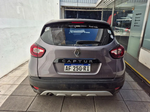 Renault Captur 2.0 Zen 2022