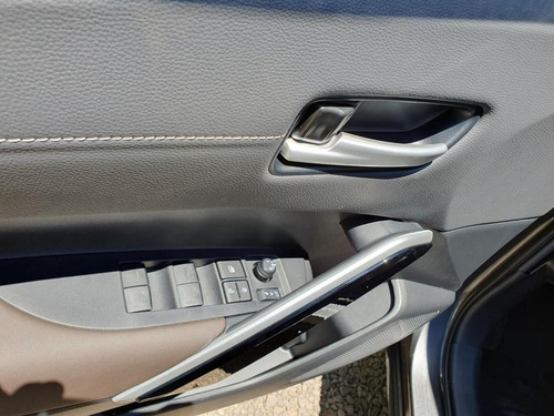 Toyota Corolla Cross 2.0 Seg Cvt 2025