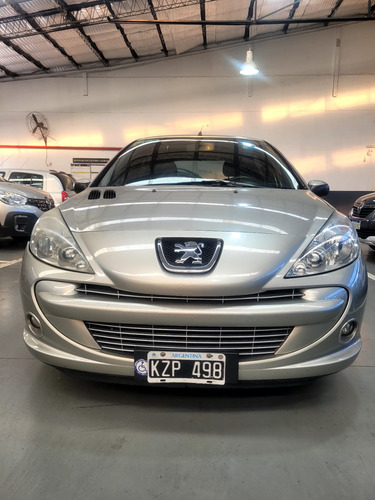 Peugeot 207 1.4 Sedan Hdi Xs 2012