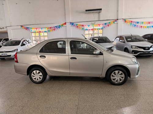 Toyota Etios 1.5 4p X 6mt L18 2019